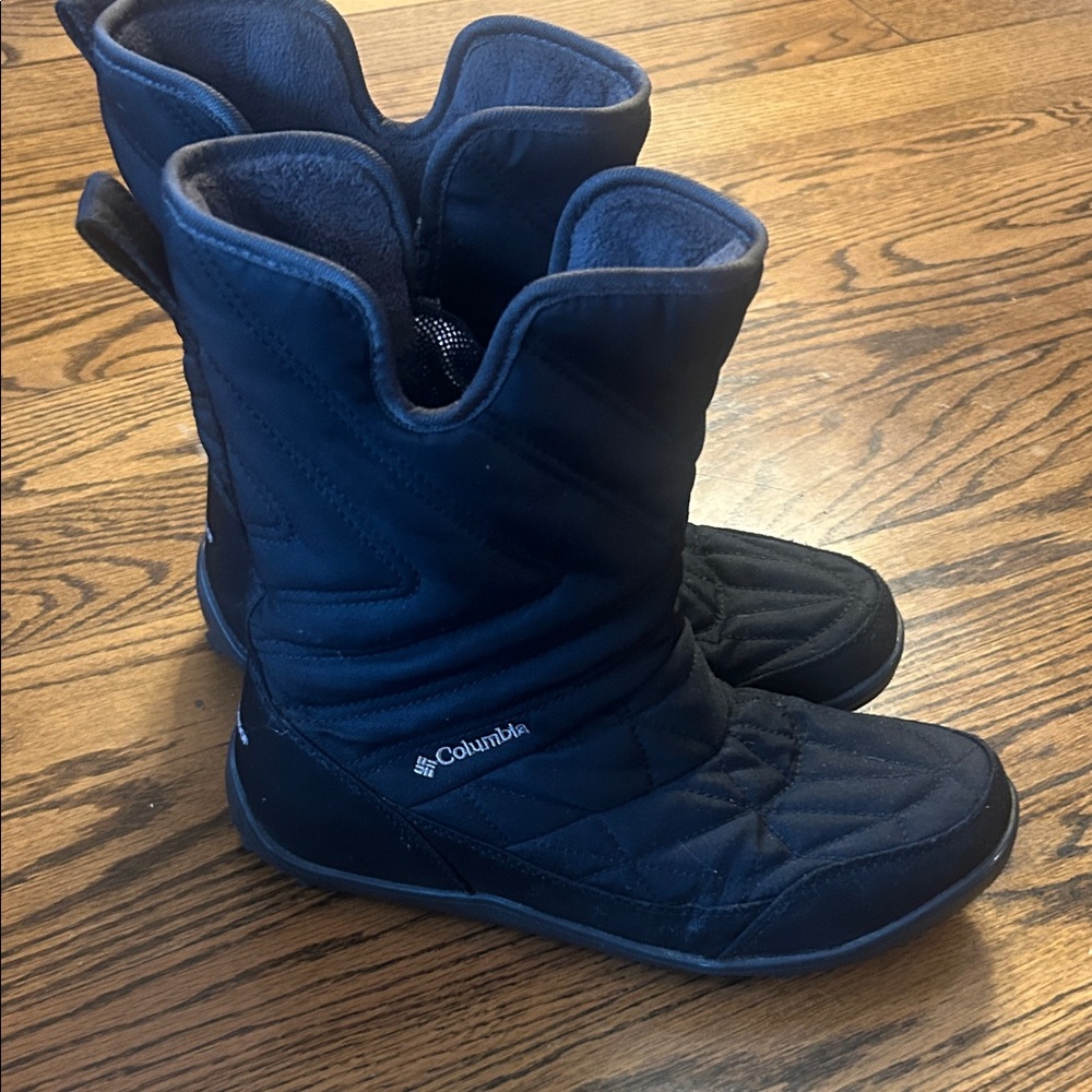Columbia Minx Snow Boots sz 9